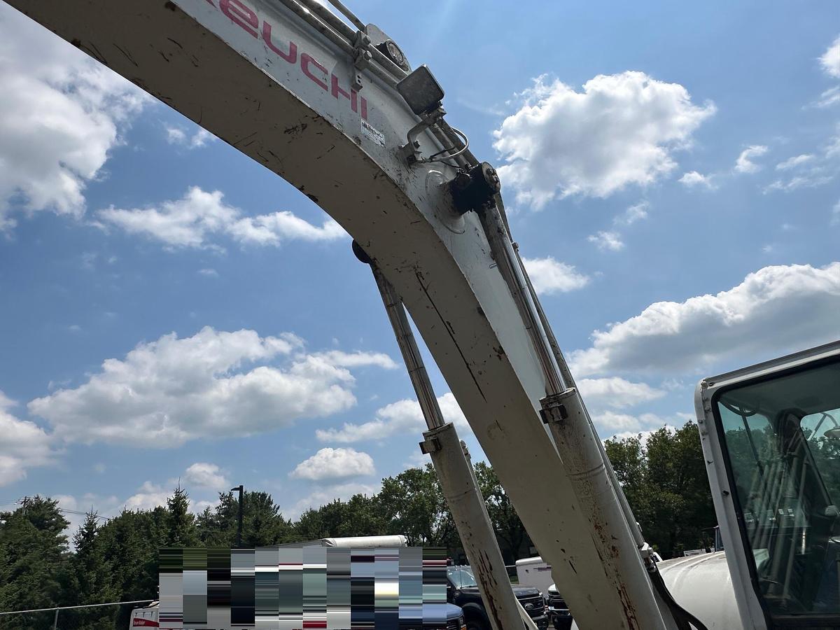 Used 2013 TAKEUCHI TB285