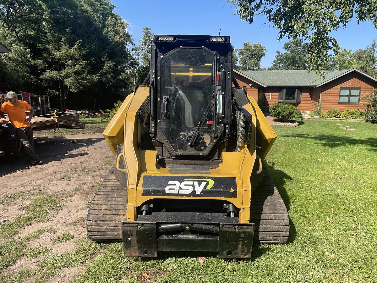 Used 2023 ASV RT135F