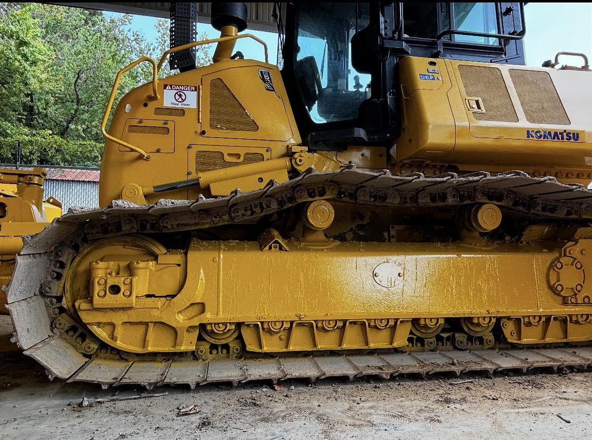 Used 2021 KOMATSU D61PX-24