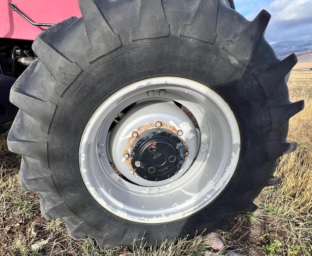 Used 2004 CASE IH MXM130