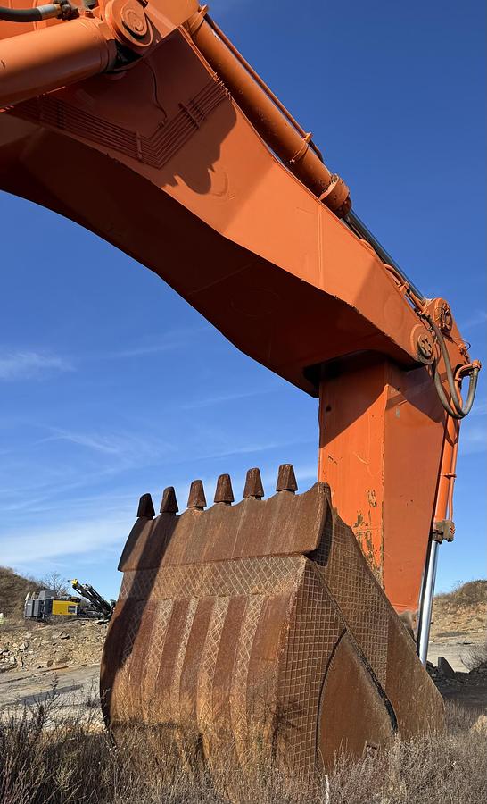 Used HITACHI EX1800-3