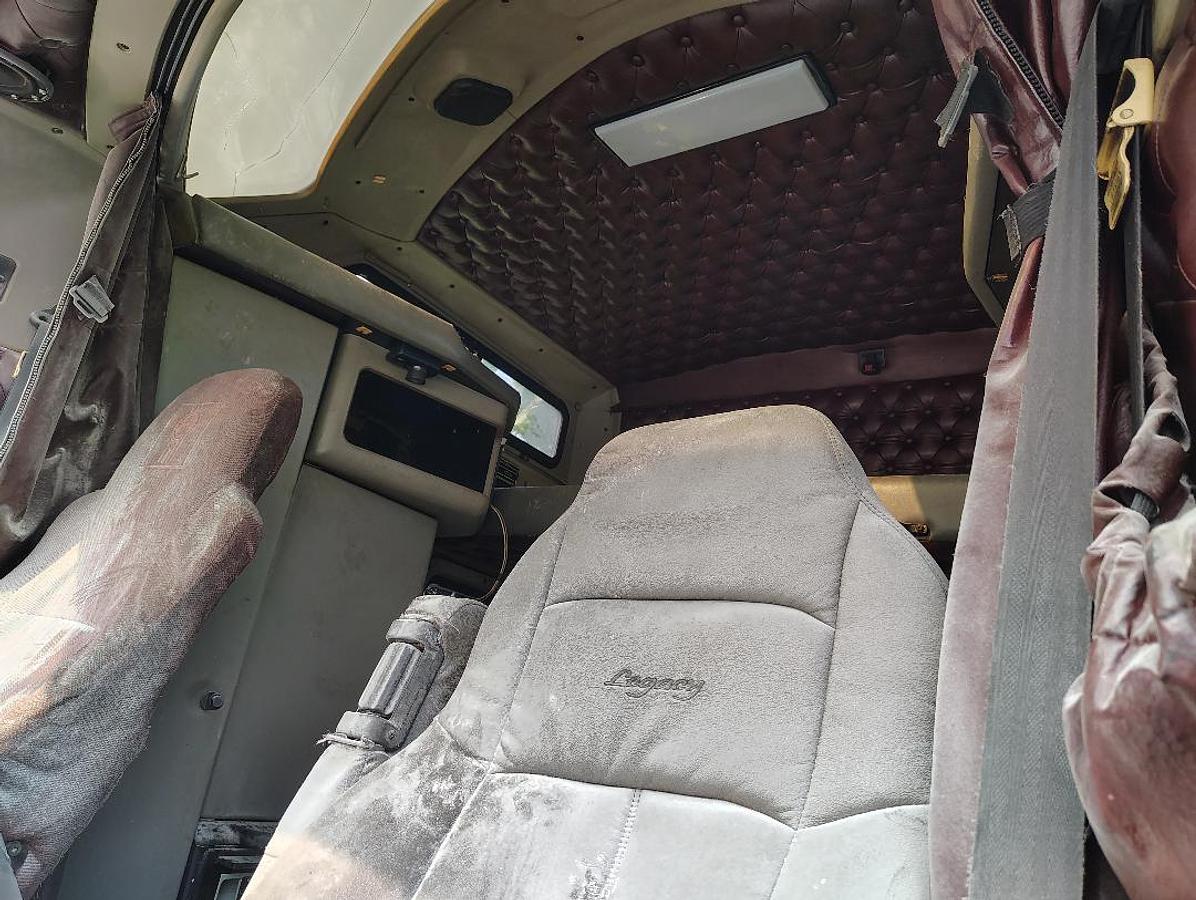 Used 2000 KENWORTH W900