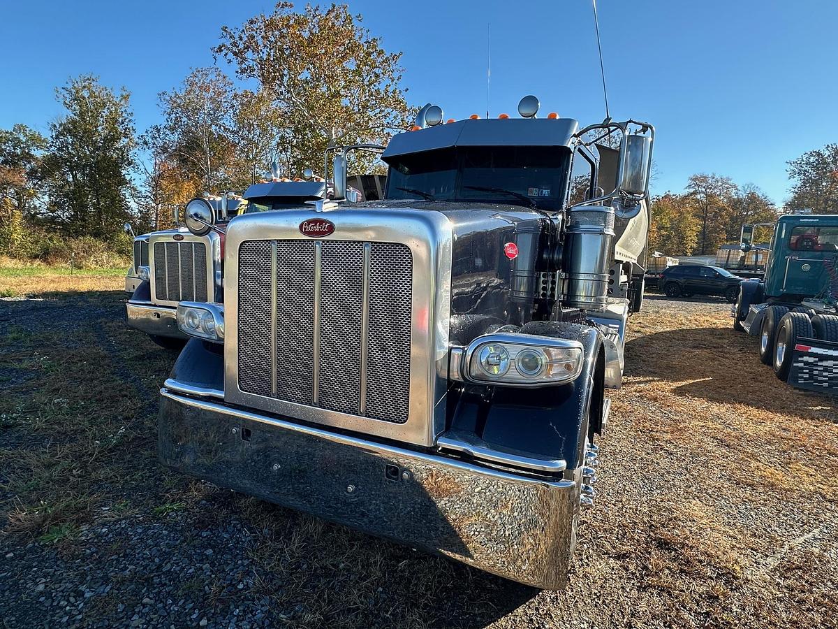 Used 2016 PETERBILT 367