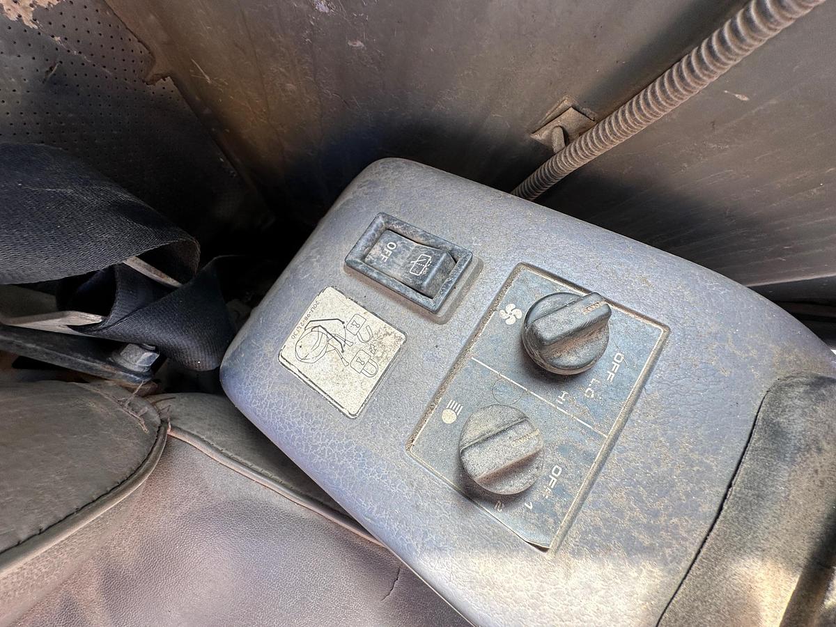 Used 1996 KOMATSU PC128UU-1