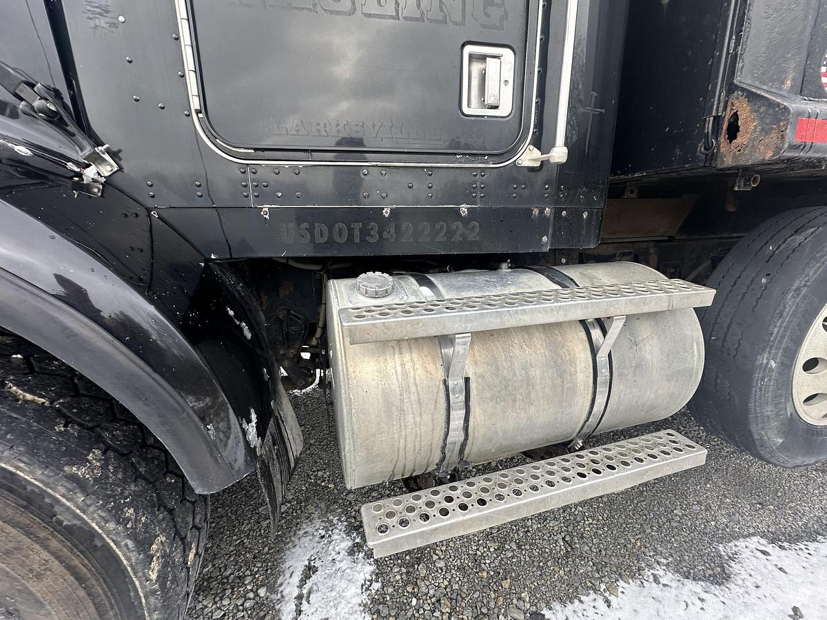 Used 2002 KENWORTH T800