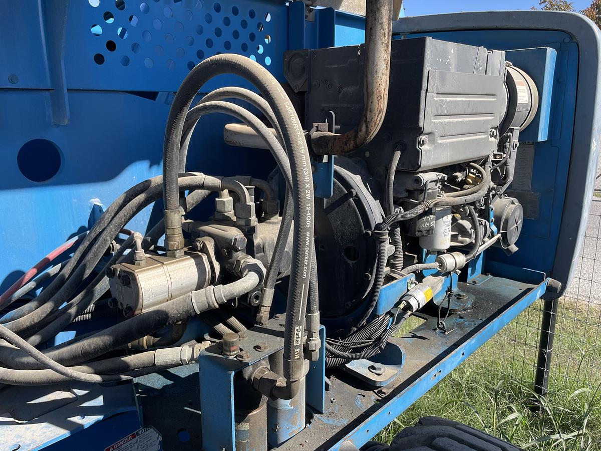 Used 2006 GENIE S-60