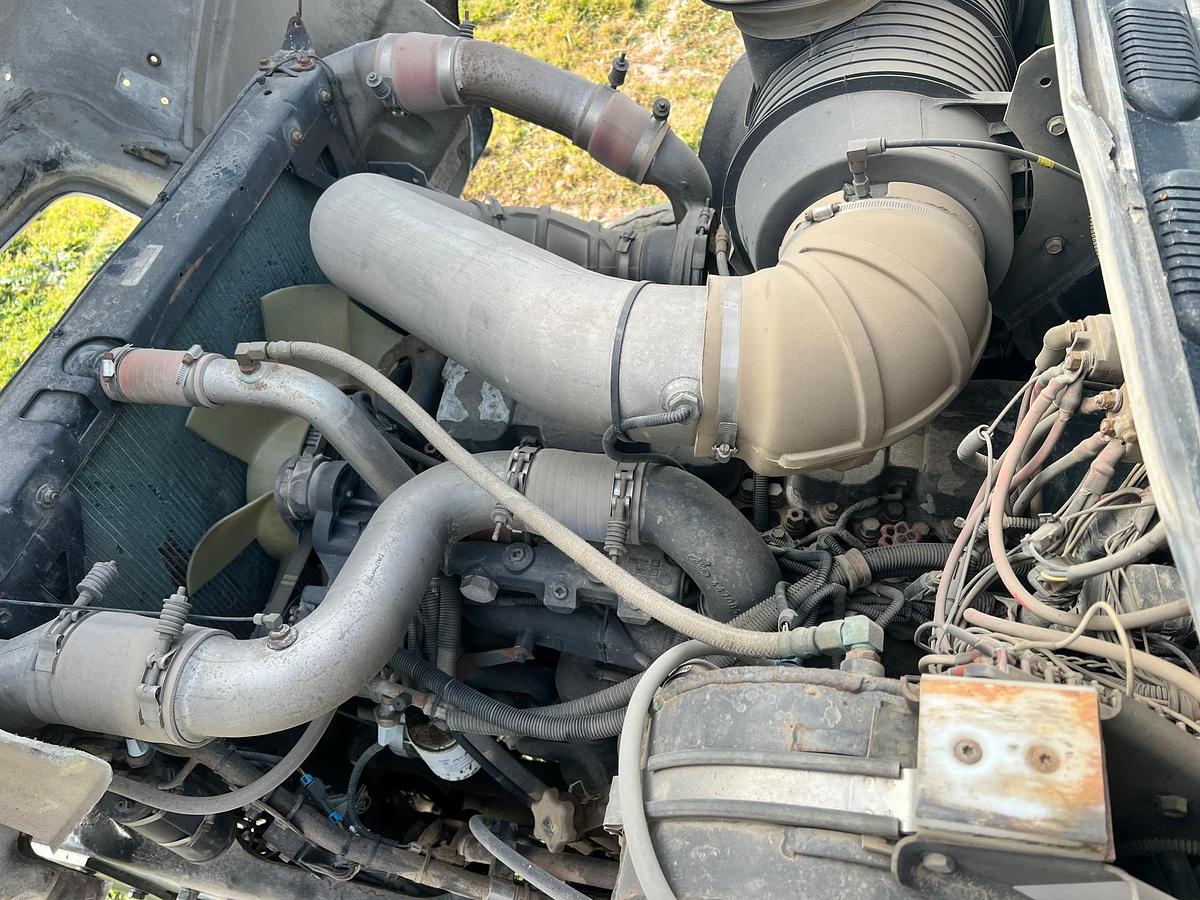 Used 2005 MACK CV713 Granite Dump Truck