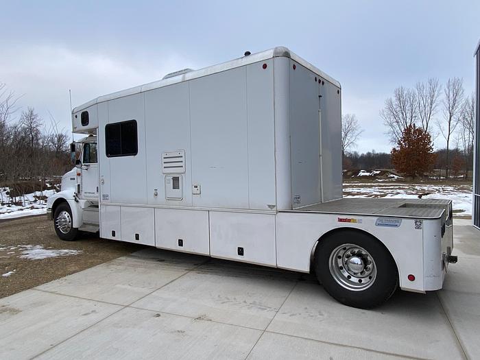 Used 2003 INTERNATIONAL 9200
