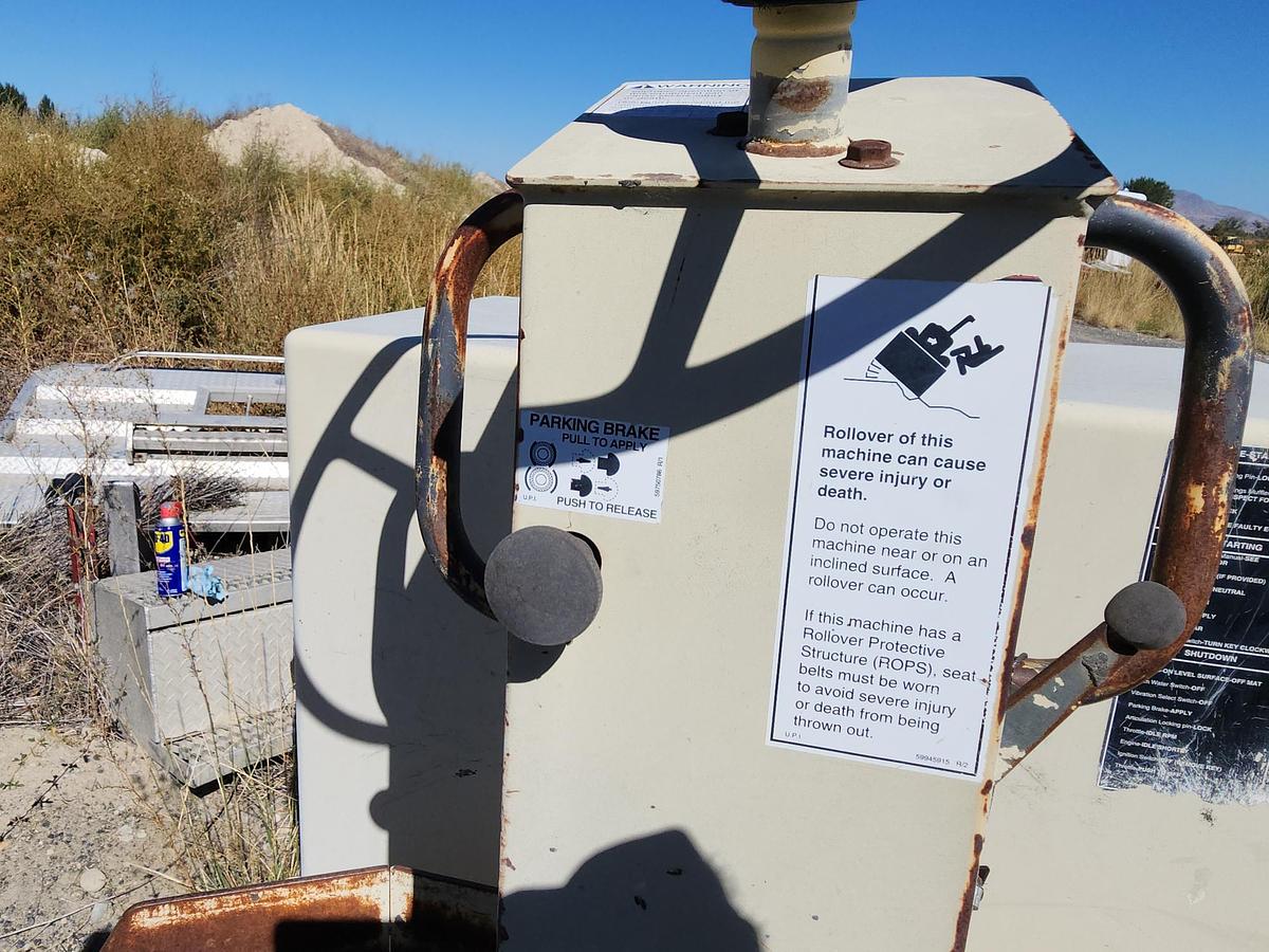 Used 2001 INGERSOLL-RAND DD-24 Vibratory Roller