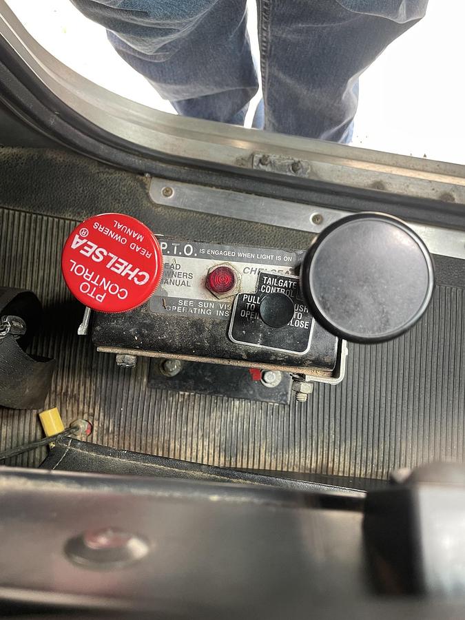 Used 1998 PETERBILT 330