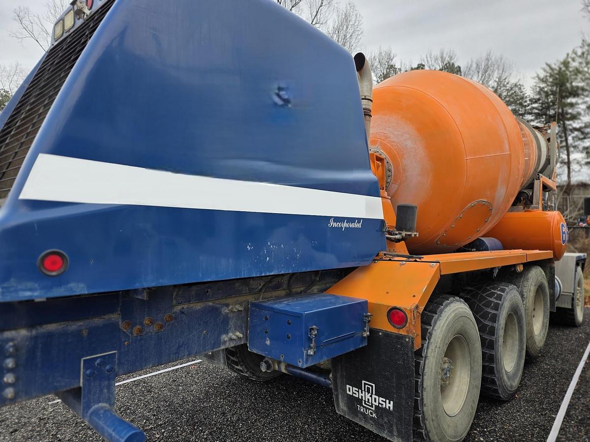 Used 2008 OSHKOSH Front Discharge