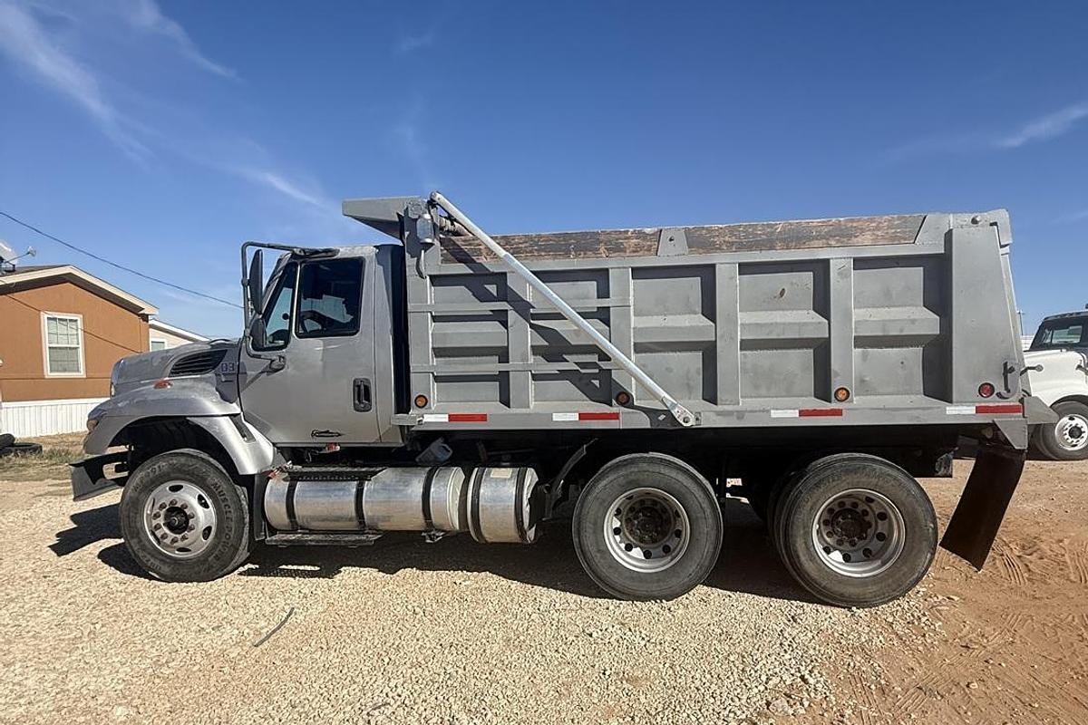 Used 2008 INTERNATIONAL 7400