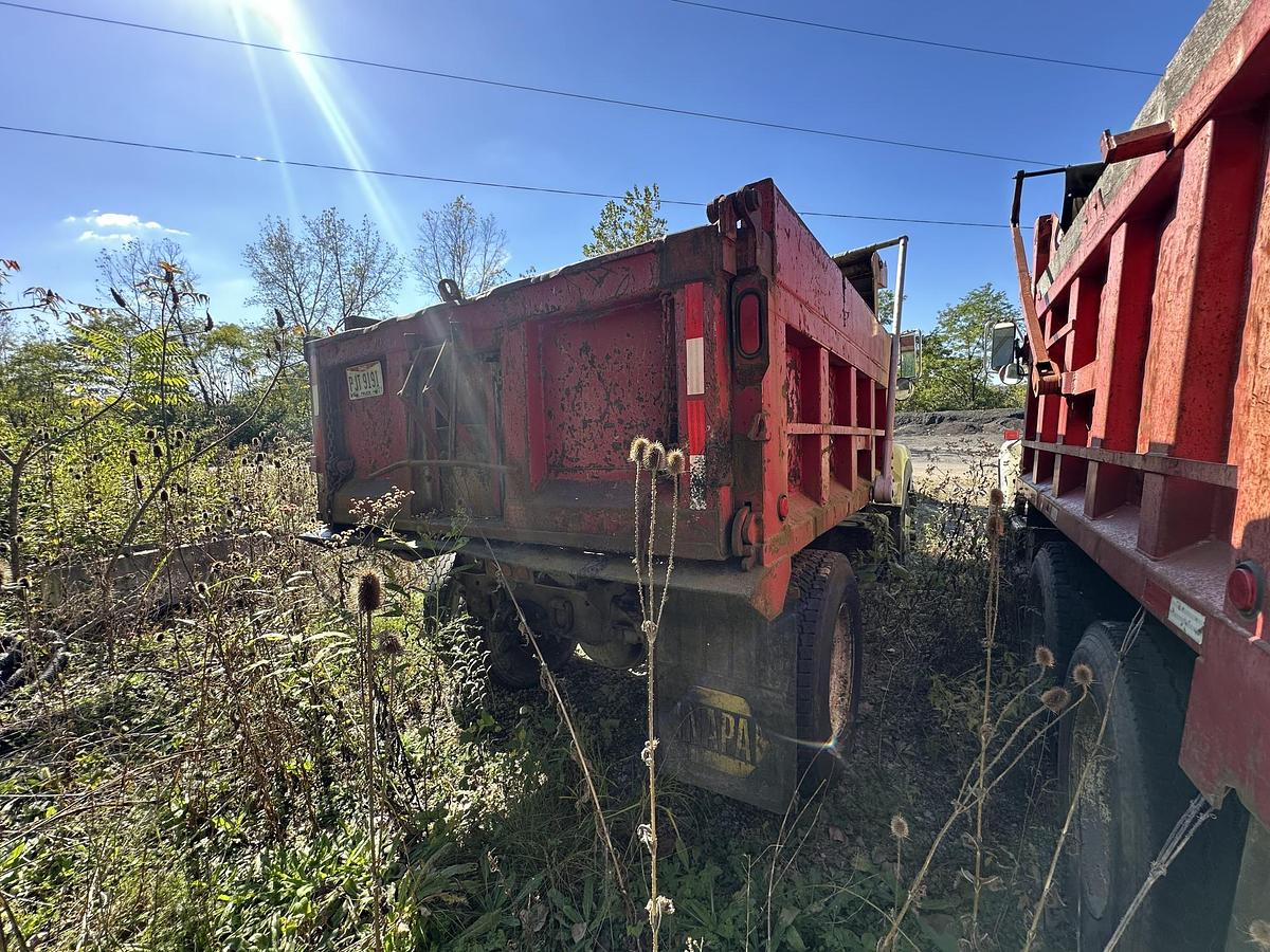 Used 1993 FORD L9000