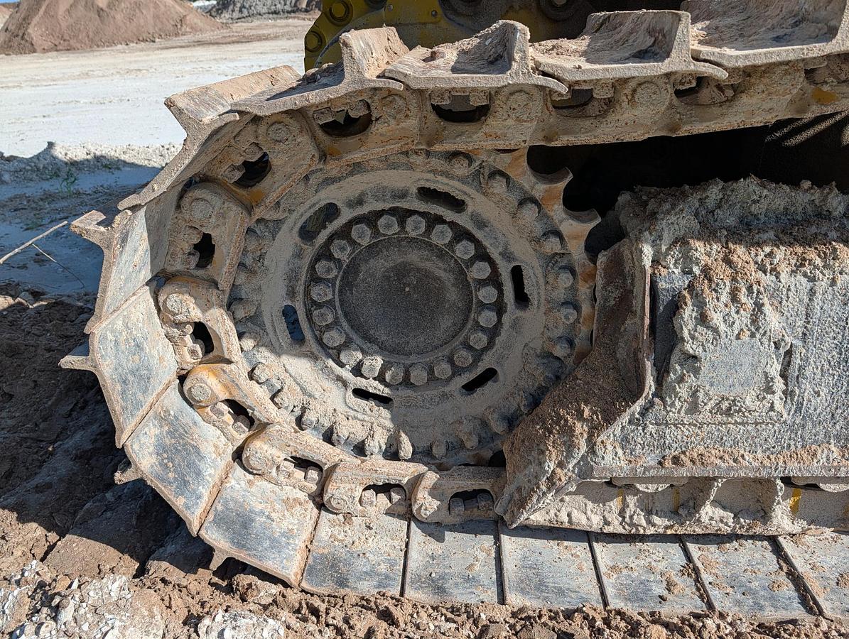 Used 2010 KOMATSU D61PX-15EO GALEO