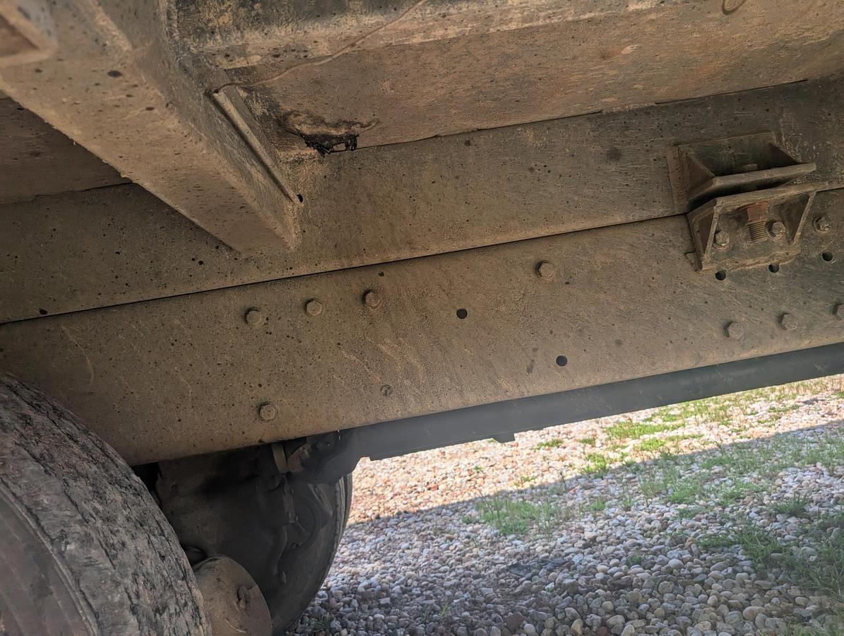 Used 1995 PETERBILT 330