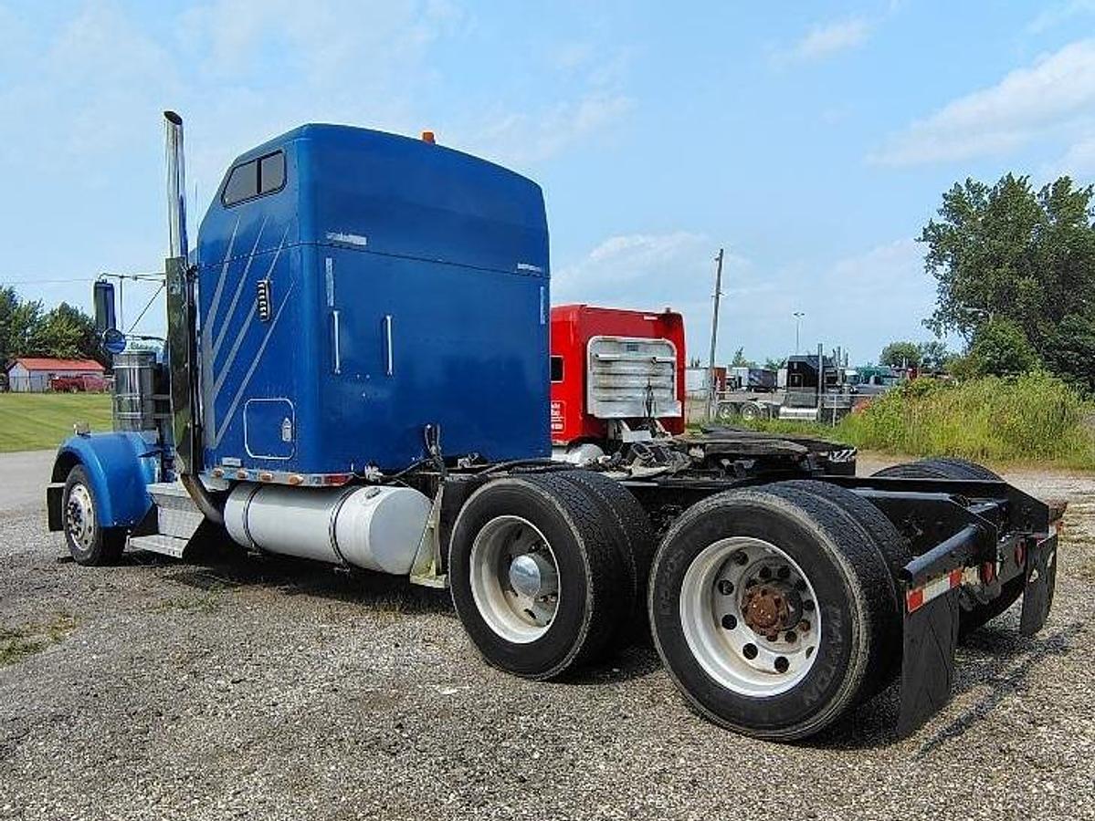 Used 1999 KENWORTH W900L
