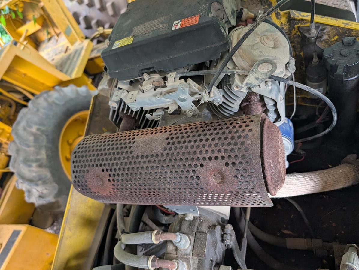 Used 2002 PUCKETT MFG 560