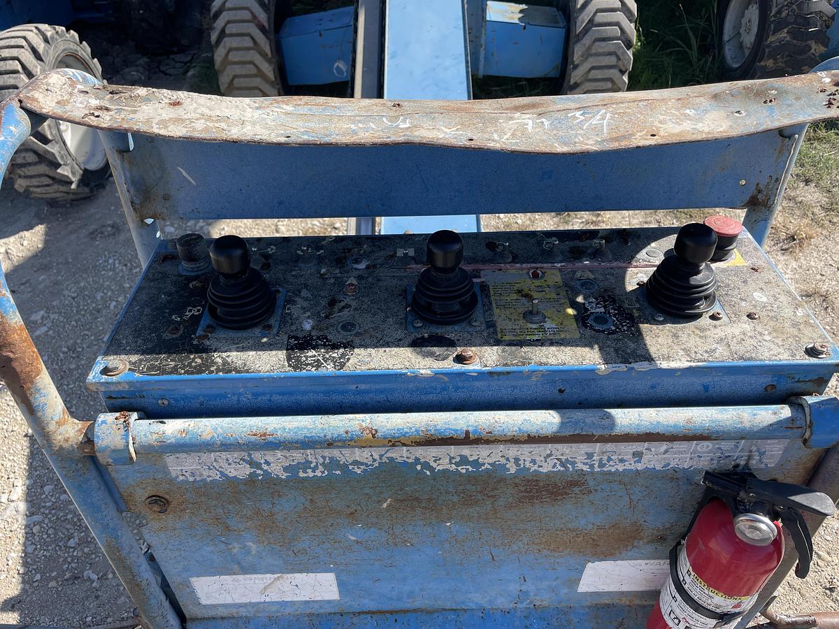 Used 2006 GENIE S-60