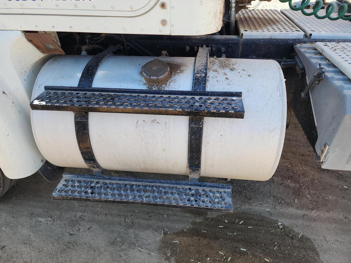 Used 1998 INTERNATIONAL 9100 6x4 Day Cab