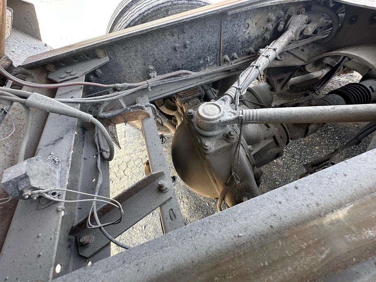 Used 2020 MACK Granite GR64F