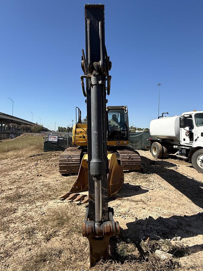 Used 2017 DEERE 210G LC