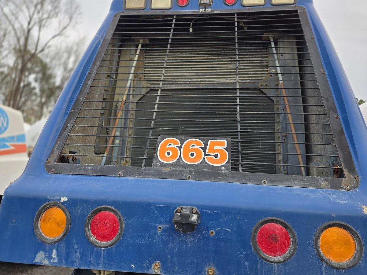 Used 2008 OSHKOSH Front Discharge