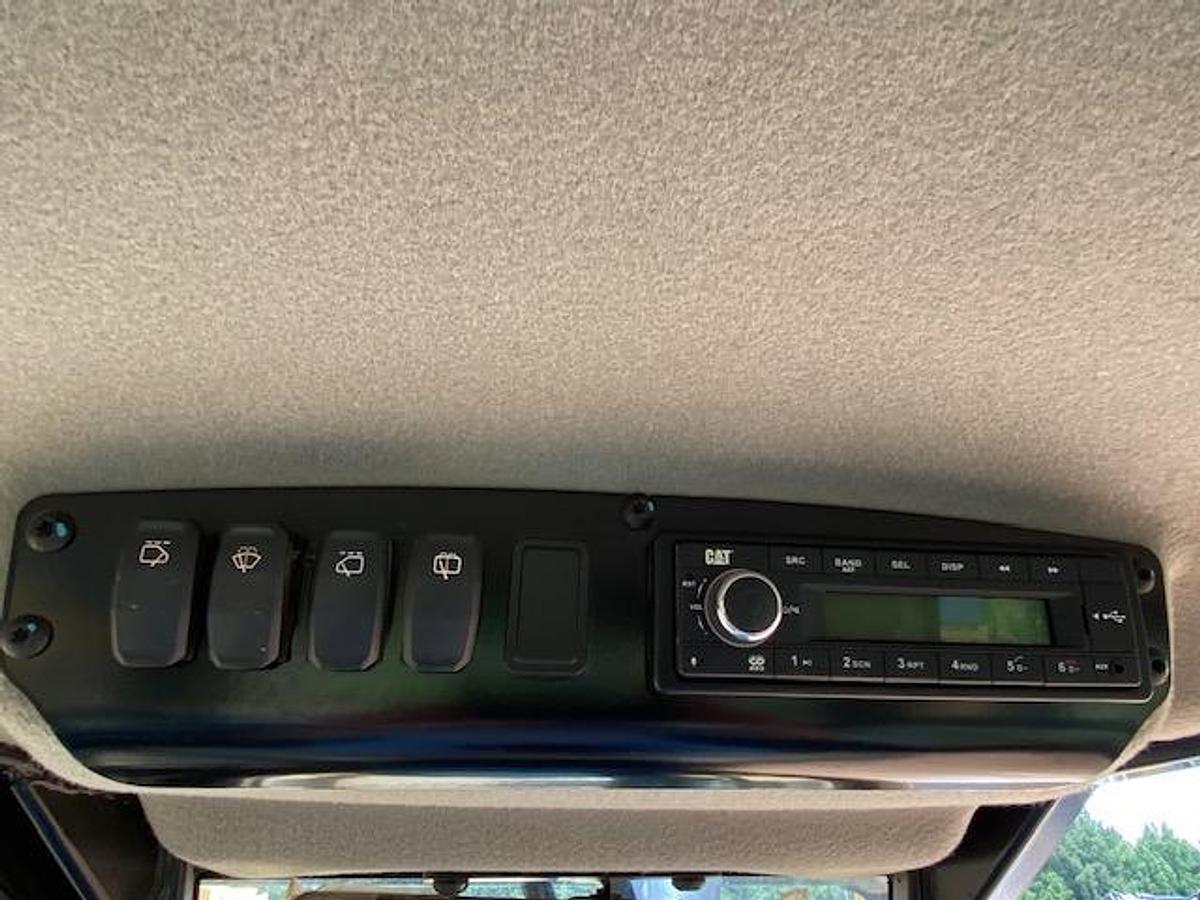 Used 2021 CATERPILLAR D3 LGP