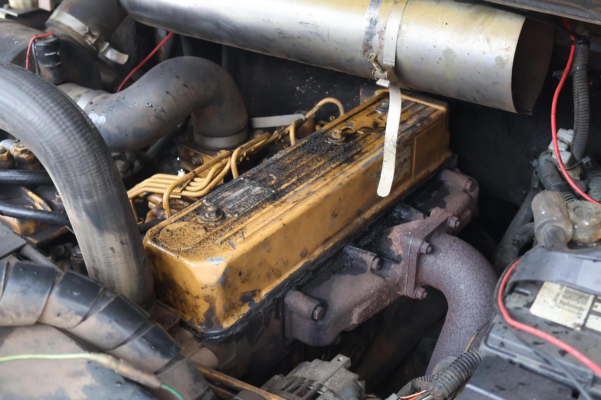 Used 2000 DEERE 244H