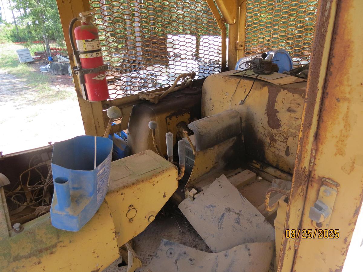 Used 1984 CATERPILLAR D8H