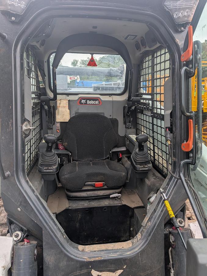Used 2023 BOBCAT T86