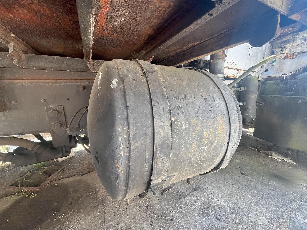 Used 1975 MACK DM686S