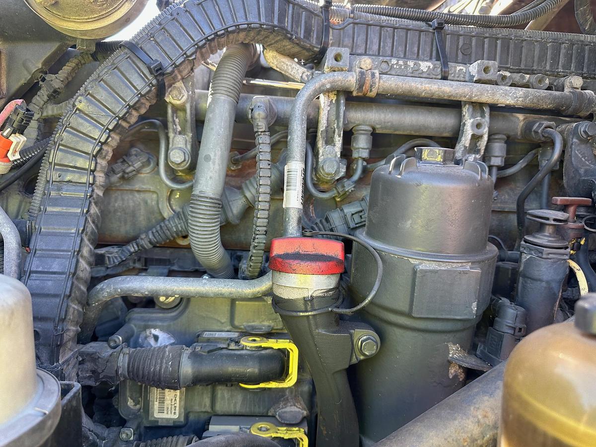 Used 2016 PETERBILT 365