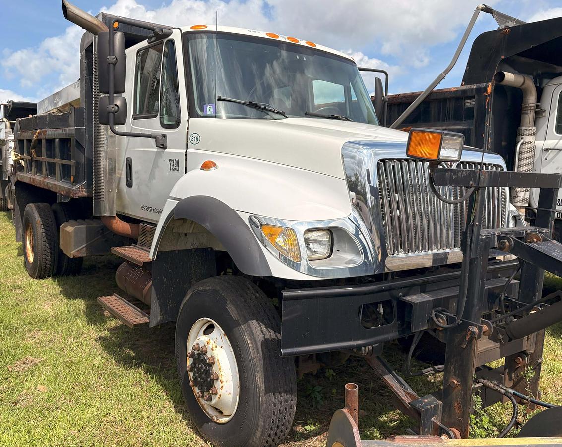 Used 2004 INTERNATIONAL WorkStar 7300