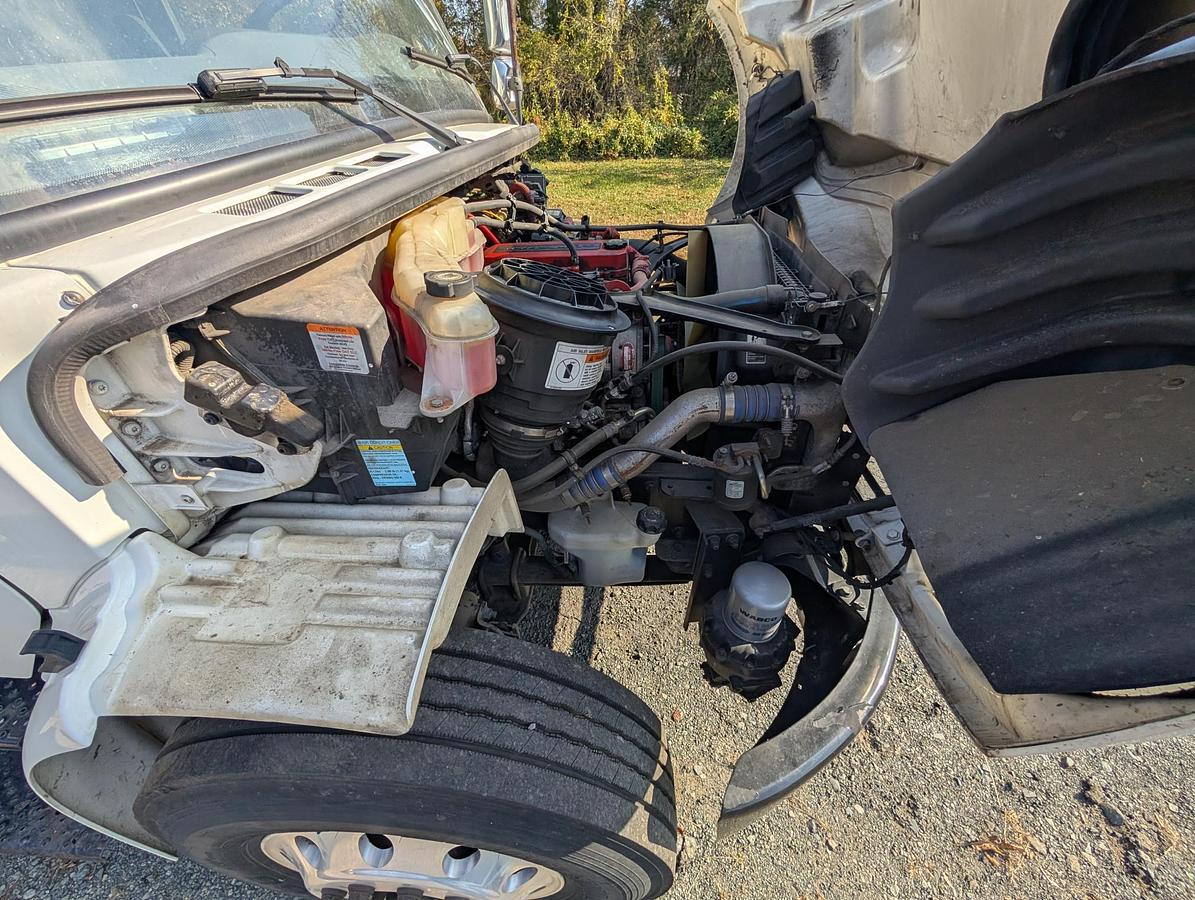 Used 2017 FREIGHTLINER M2 106