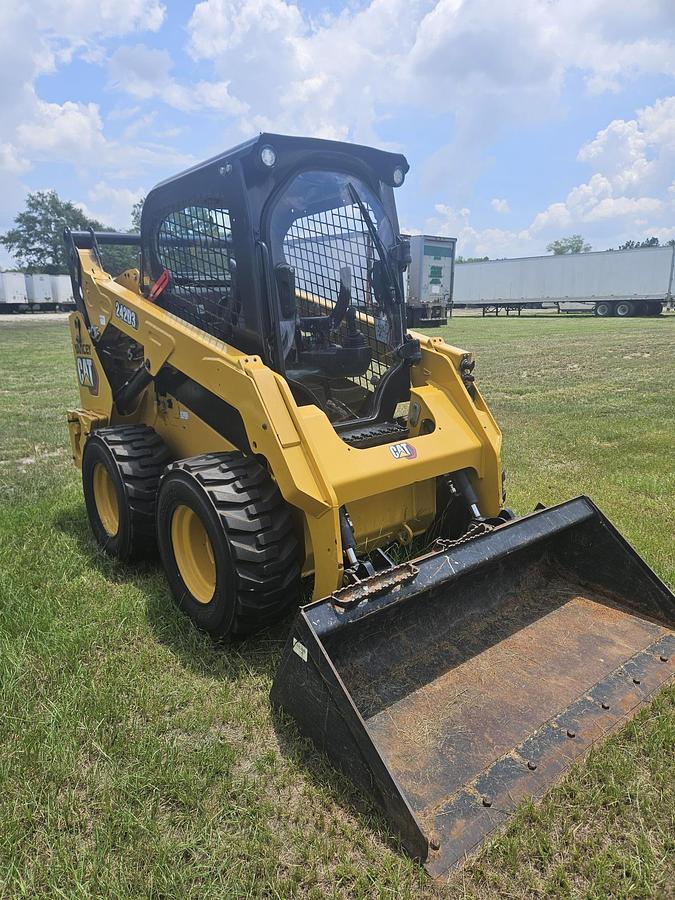Used 2024 CATERPILLAR 242D-3