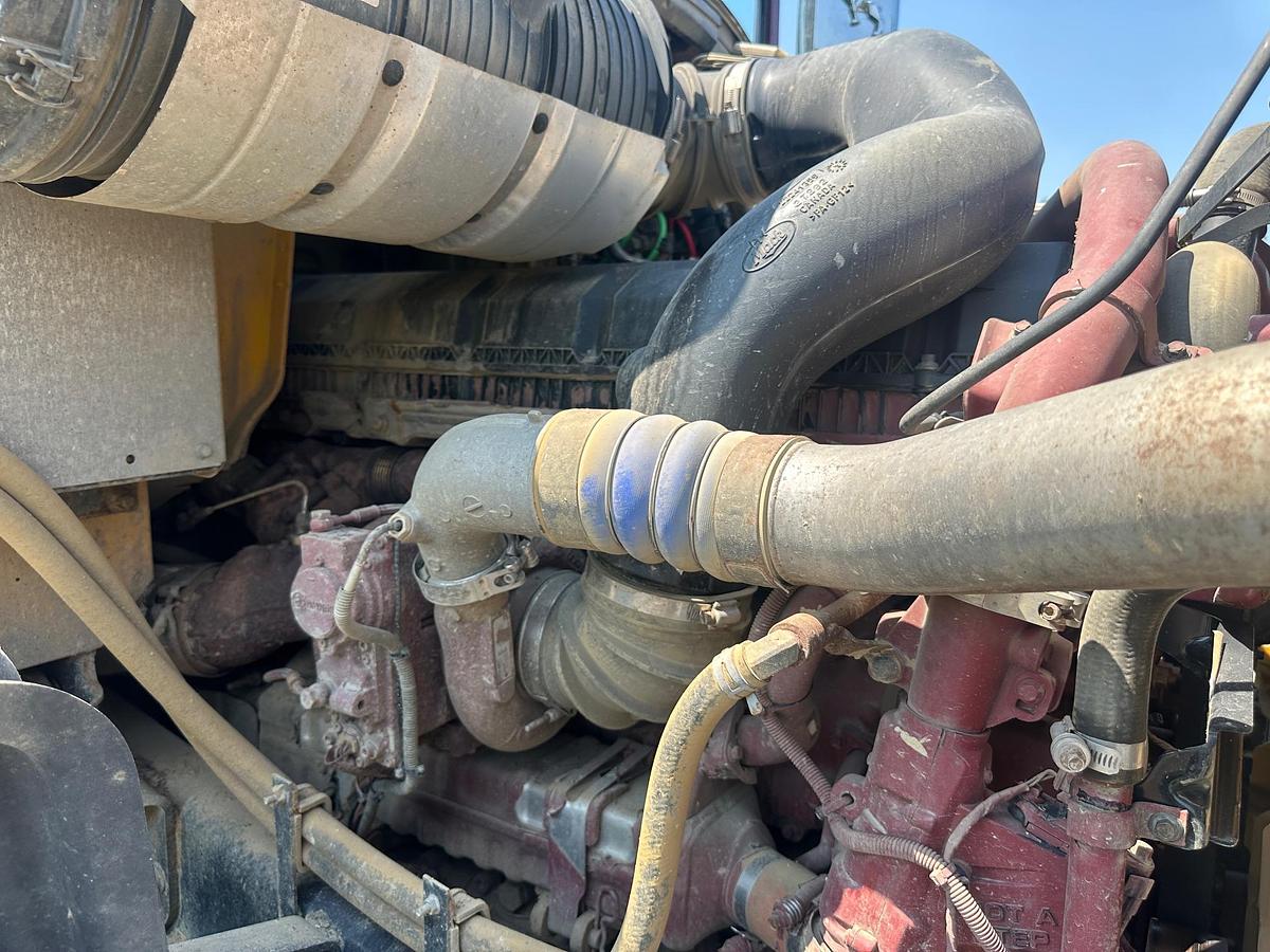 Used 2019 MACK Granite GR64F