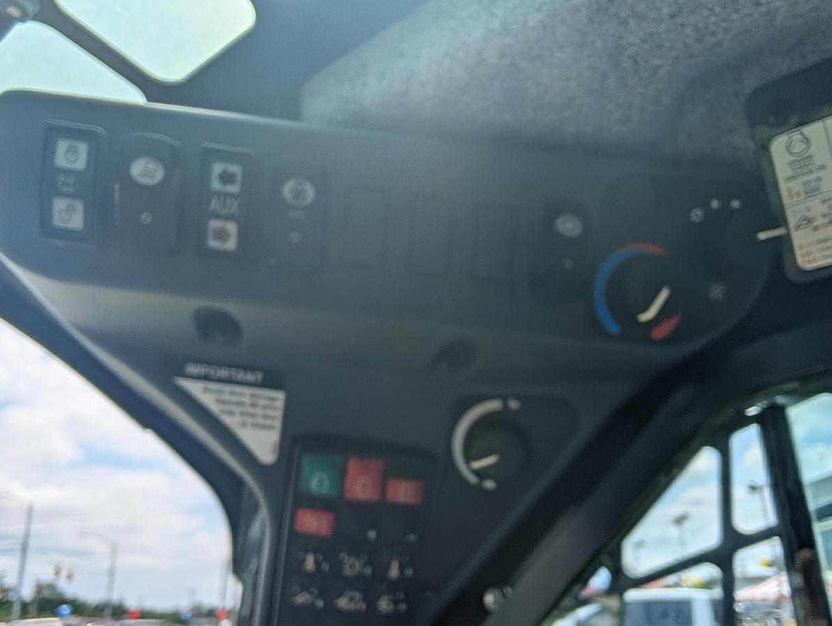 Used 2020 DEERE 325G