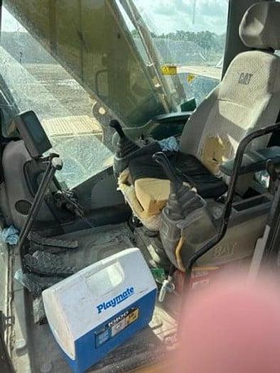 Used 2007 CATERPILLAR 325DL