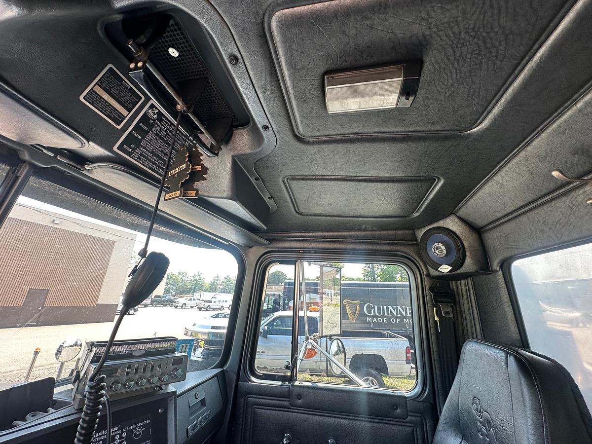 Used 1997 MACK RD688S