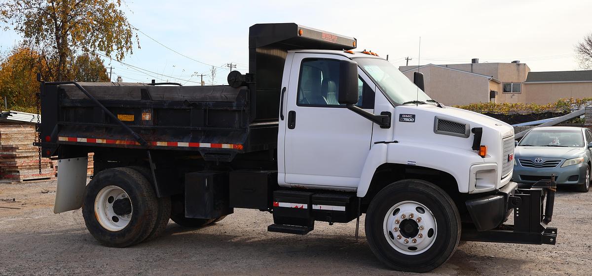Used 2006 GMC C7500