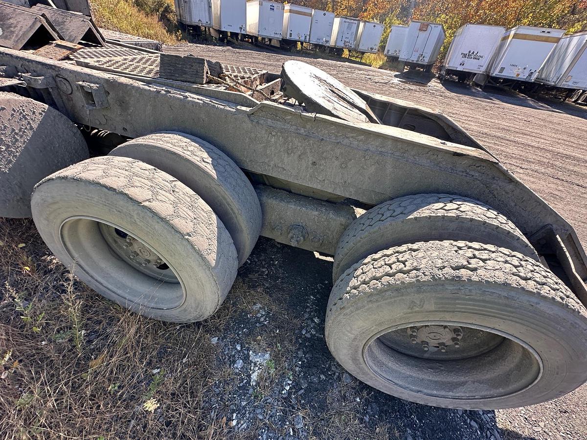 Used 2011 OTTAWA Yard Spotter