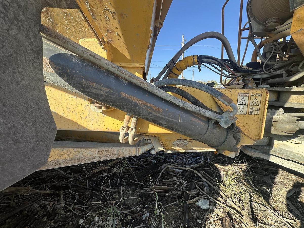 Used 2002 VOLVO A40D