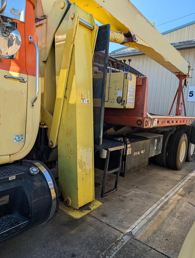 Used 2003 MACK RD688S