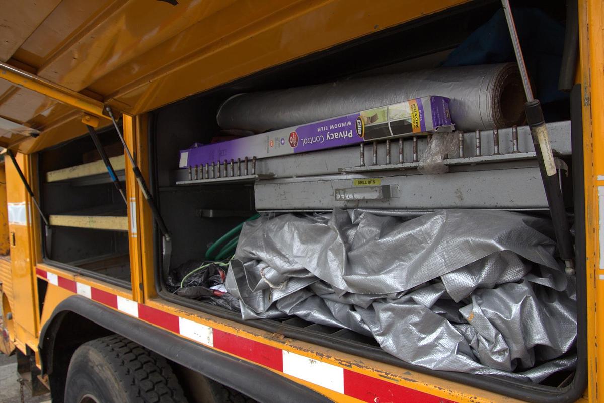 Used 1990 PETERBILT 320