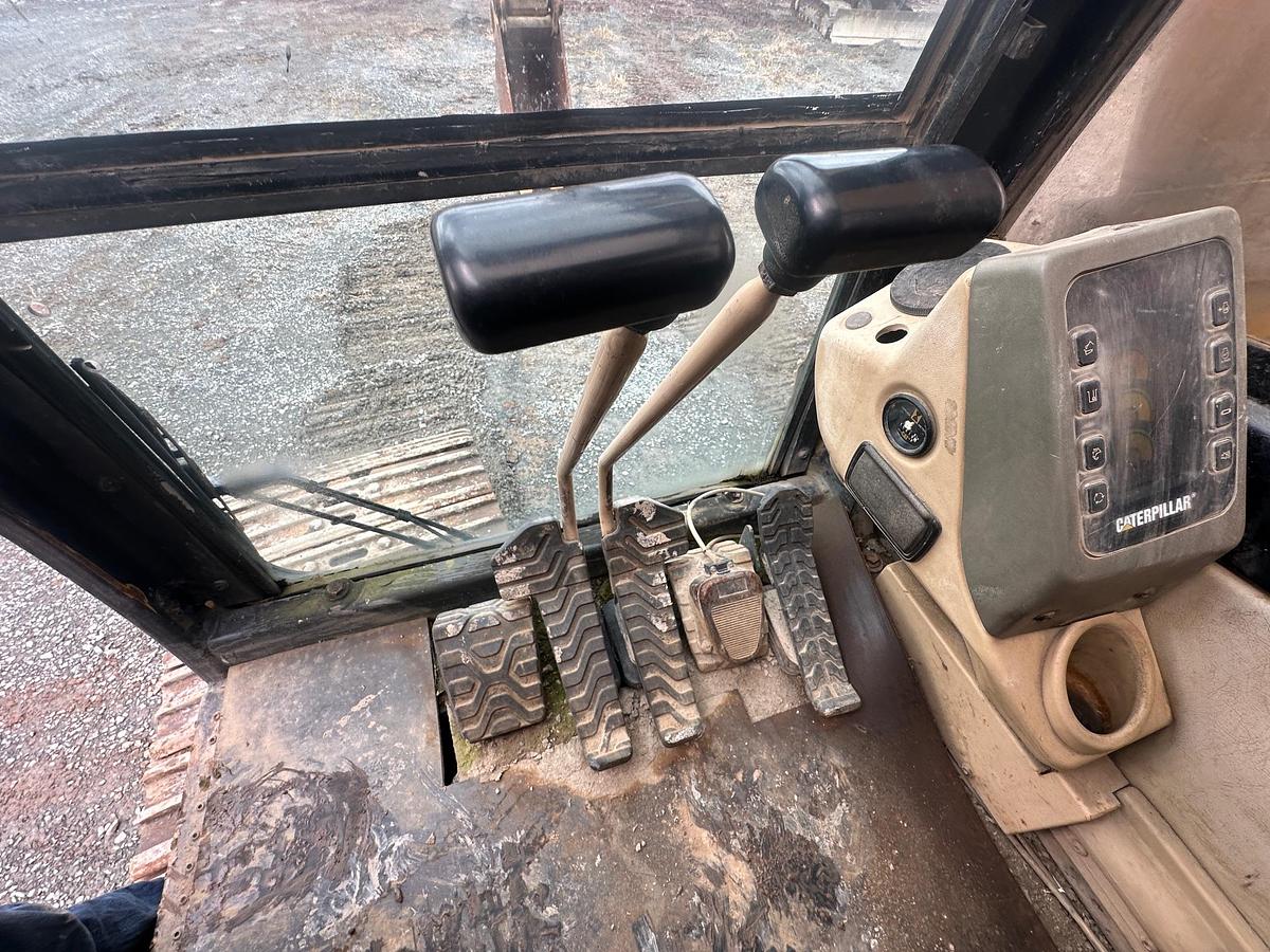 Used 1998 CATERPILLAR 330BL