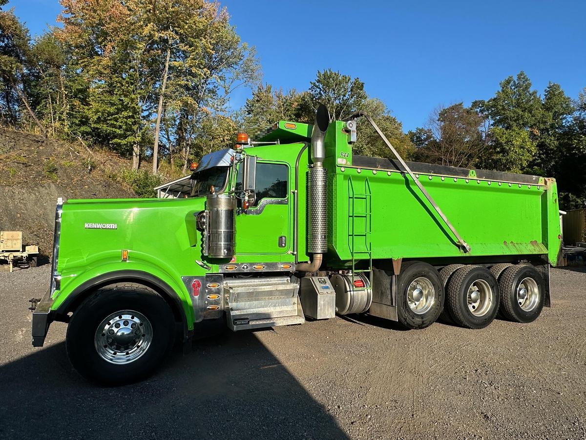 Used 2019 KENWORTH W900L