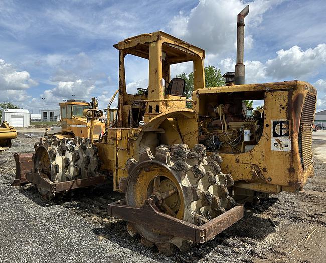 Used 1973 CATERPILLAR 815