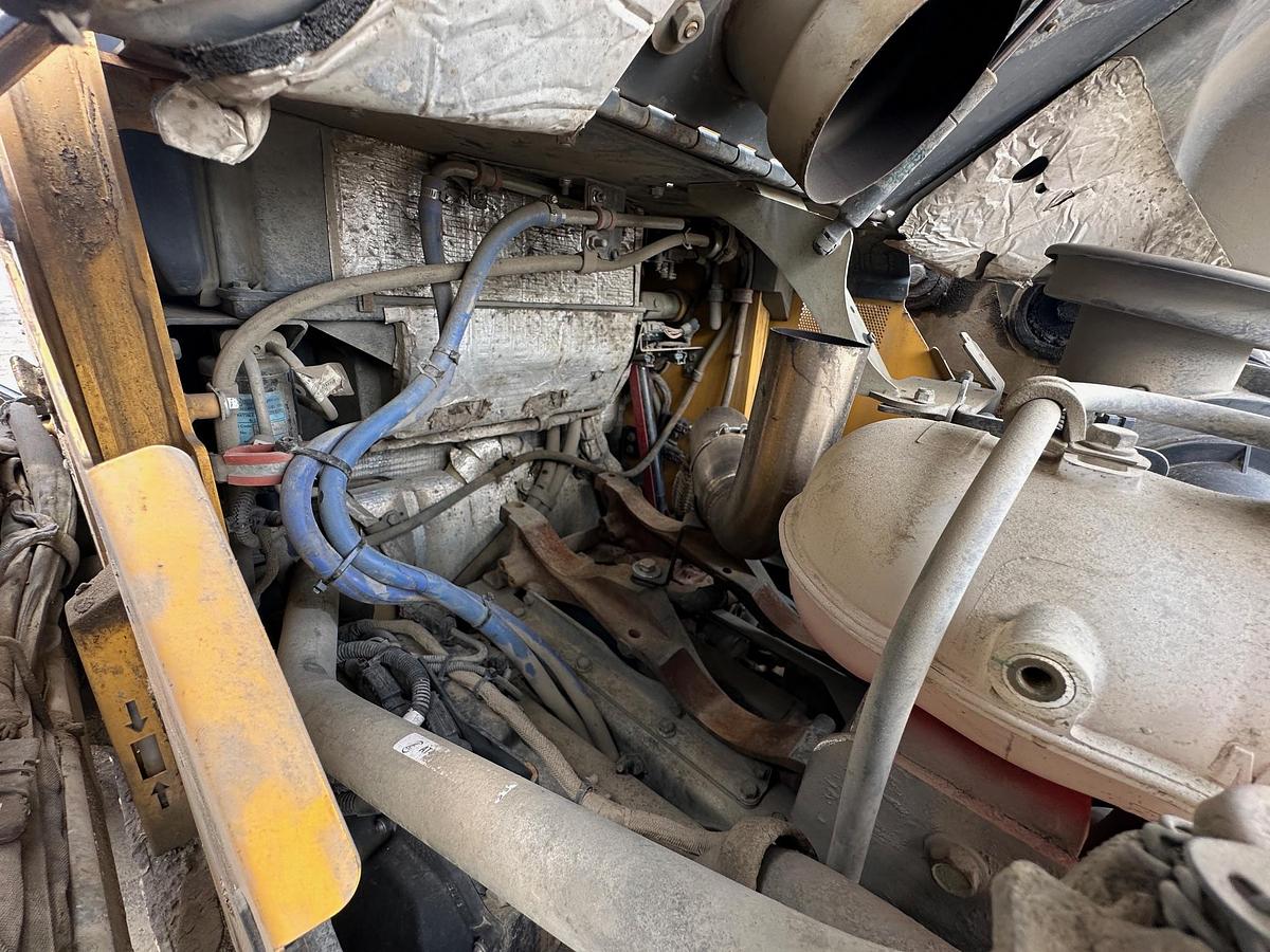 Used 2017 DEERE 332G