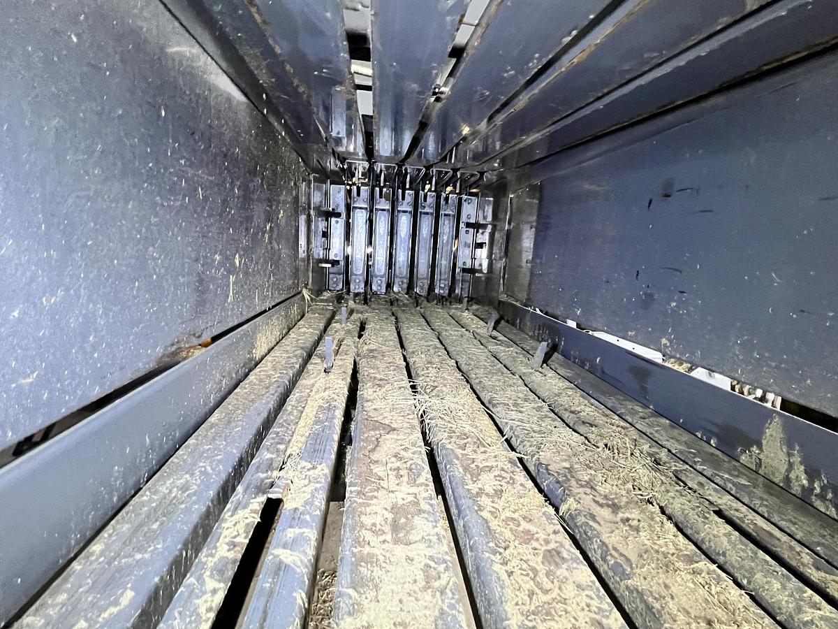 Used 2018 MASSEY FERGUSON 2270 Hesston