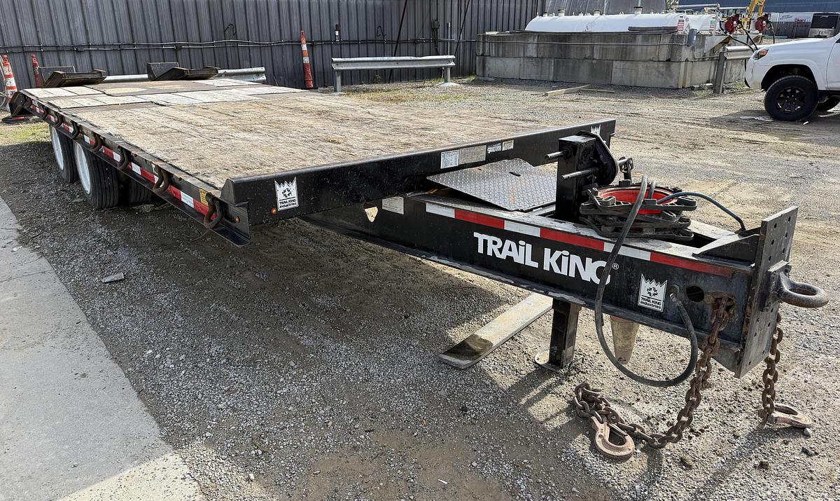 Used 2019 TRAIL KING 32' x 102